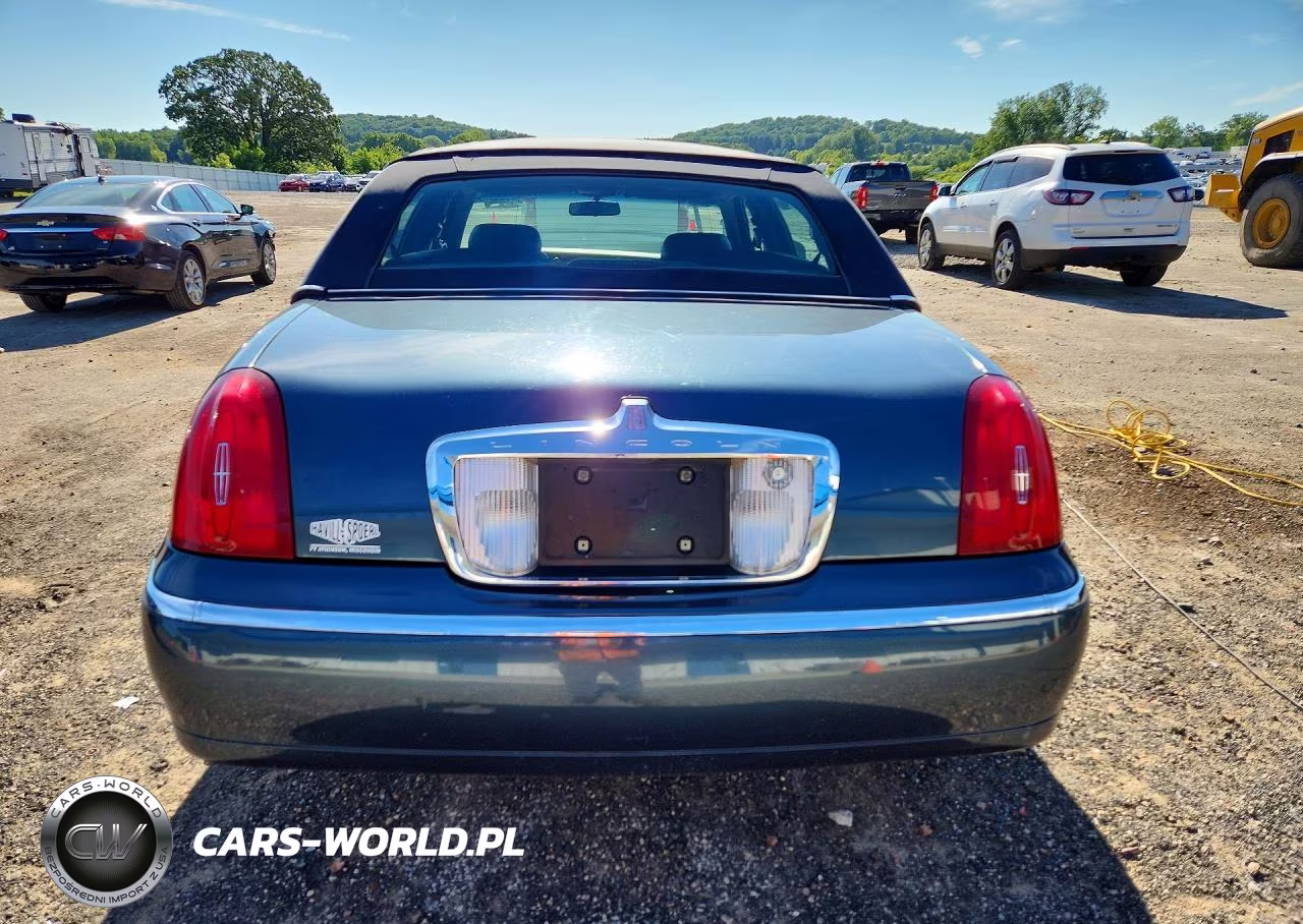 1998 Lincoln Town Car Executive VIN:1LNFM81W5WY639769 - 6