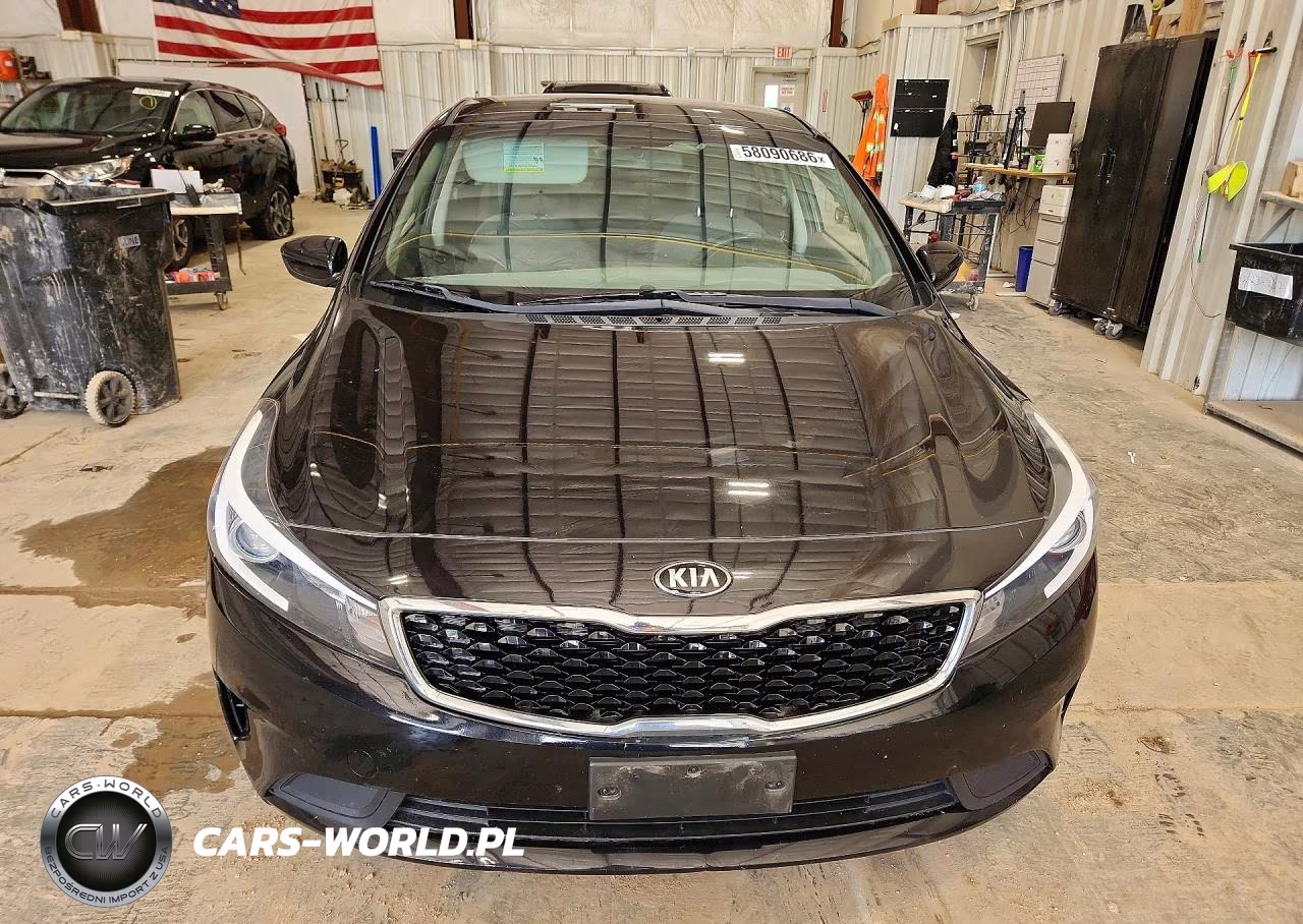 2018 Kia Forte Lx VIN:3KPFK4A77JE270214 - 5