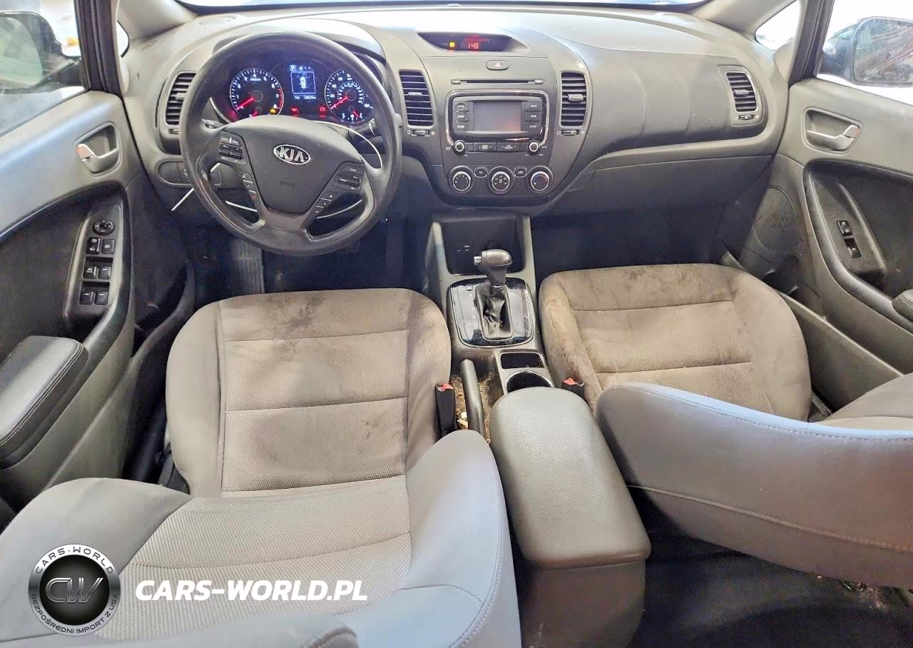2018 Kia Forte Lx VIN:3KPFK4A77JE270214 - 8