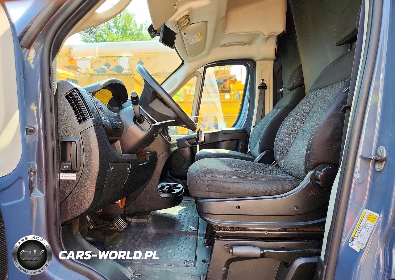 2019 Ram Promaster 3500 Delivery Van VIN:3C6URVJG4KE551890 - 7