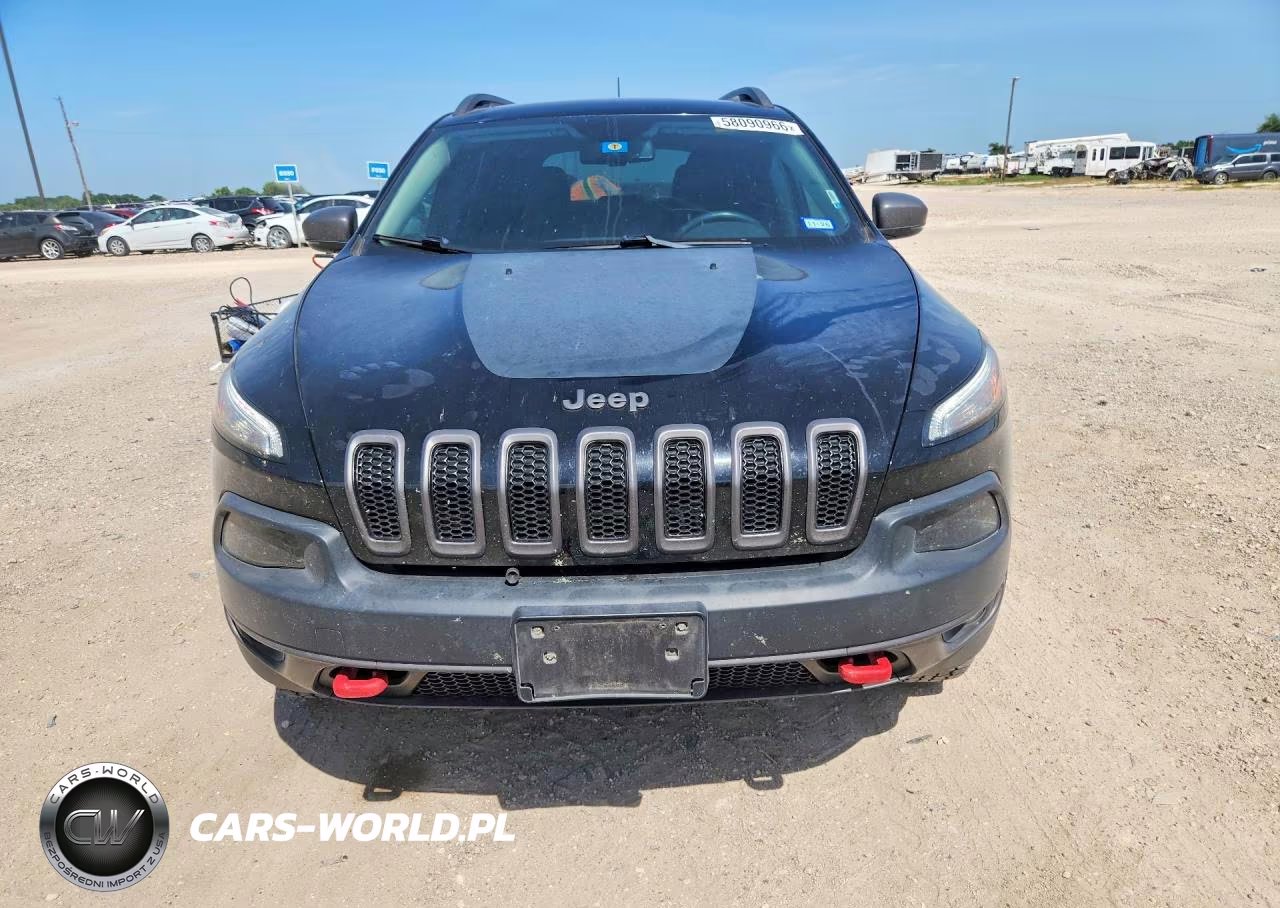 2018 Jeep Cherokee Trailhawk VIN:1C4PJMBX3JD571201 - 5