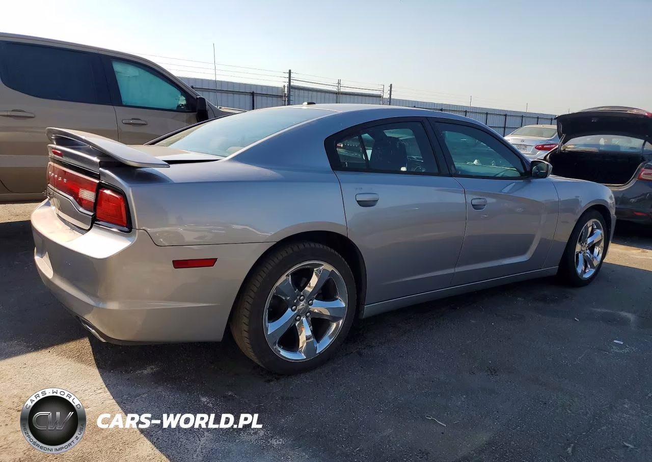 2013 Dodge Charger Sxt VIN:2C3CDXHG5DH656339 - 3