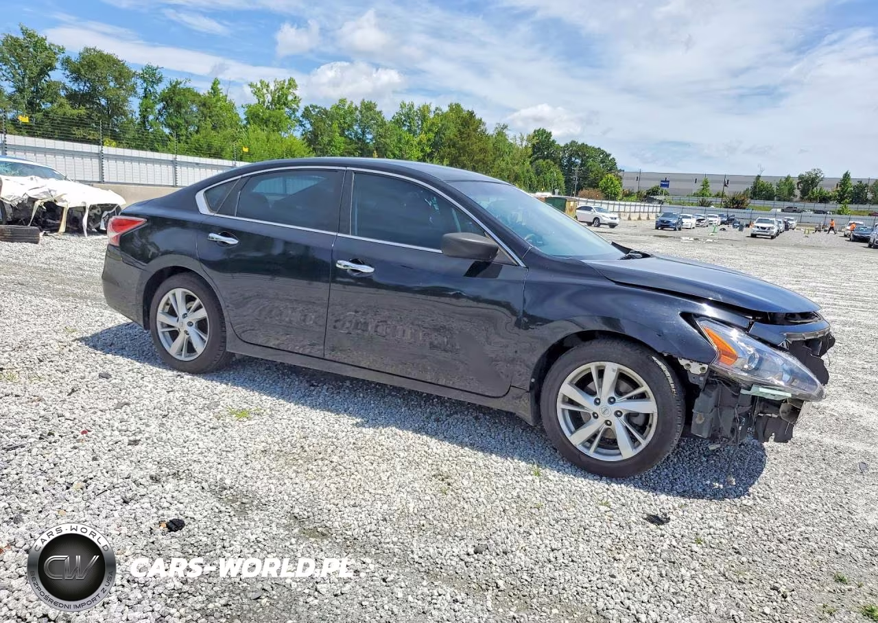 2014 Nissan Altima 2.5 VIN:1N4AL3AP4EC326498 - 4