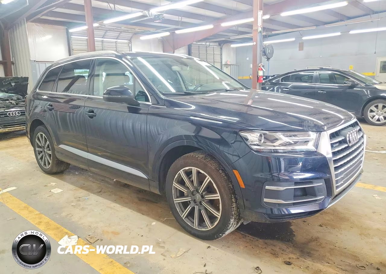 2017 Audi Q7 Premium VIN:WA1AAAF75HD009318 - 4