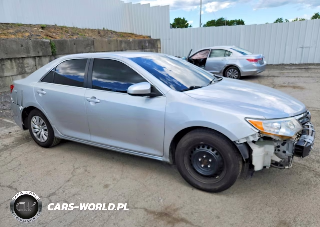 2013 Toyota Camry Le VIN:4T1BF1FK6DU725151 - 4