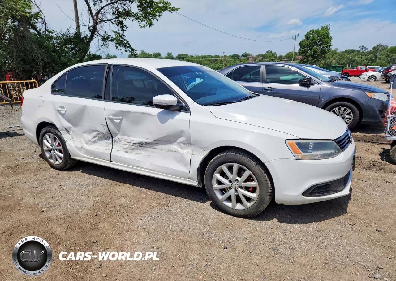 2011 Volkswagen Jetta Se VIN:3VWDZ7AJXBM361949 - 4