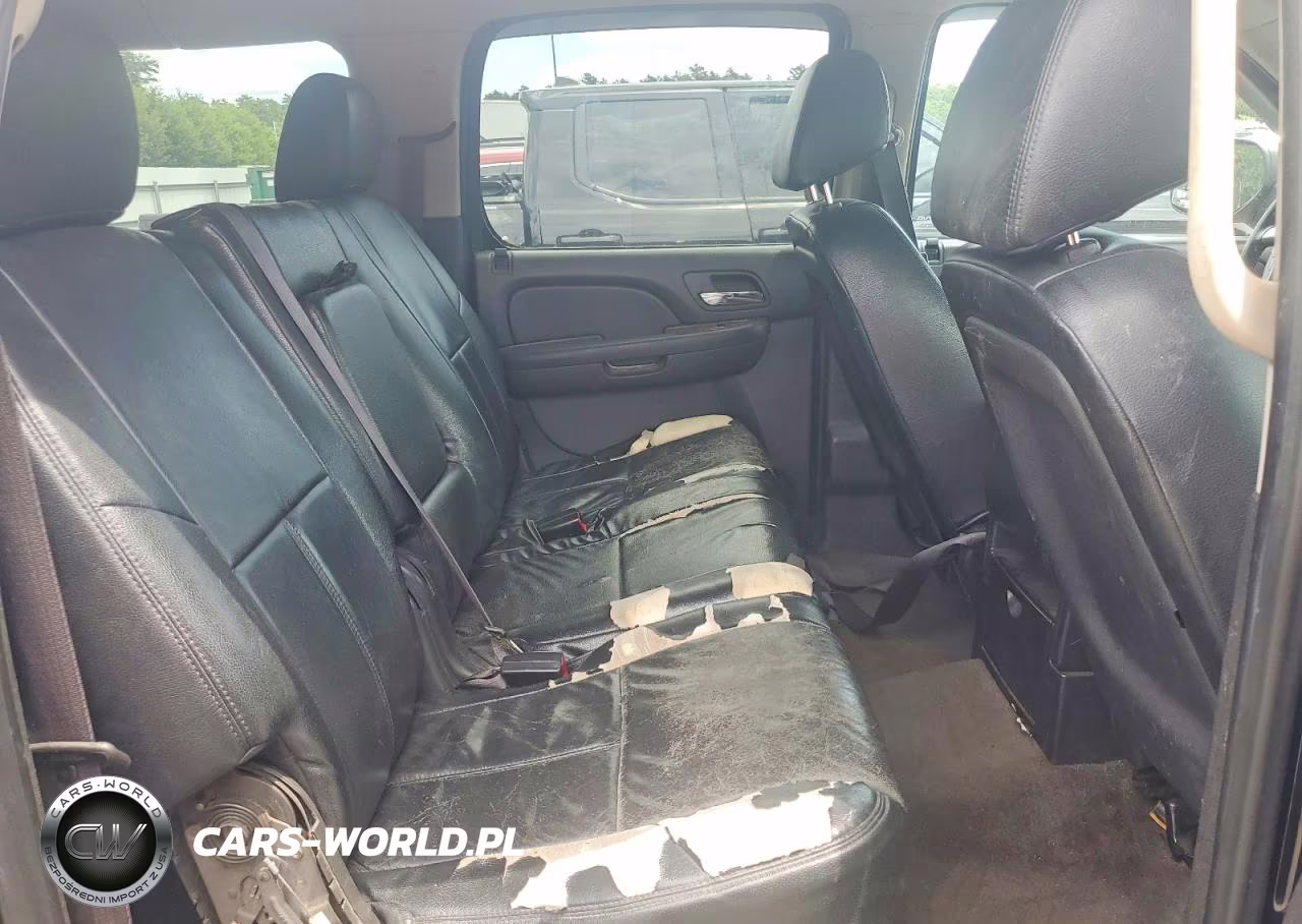 2013 Chevrolet Suburban K1500 Ls VIN:1GNSKHE74DR348612 - 11
