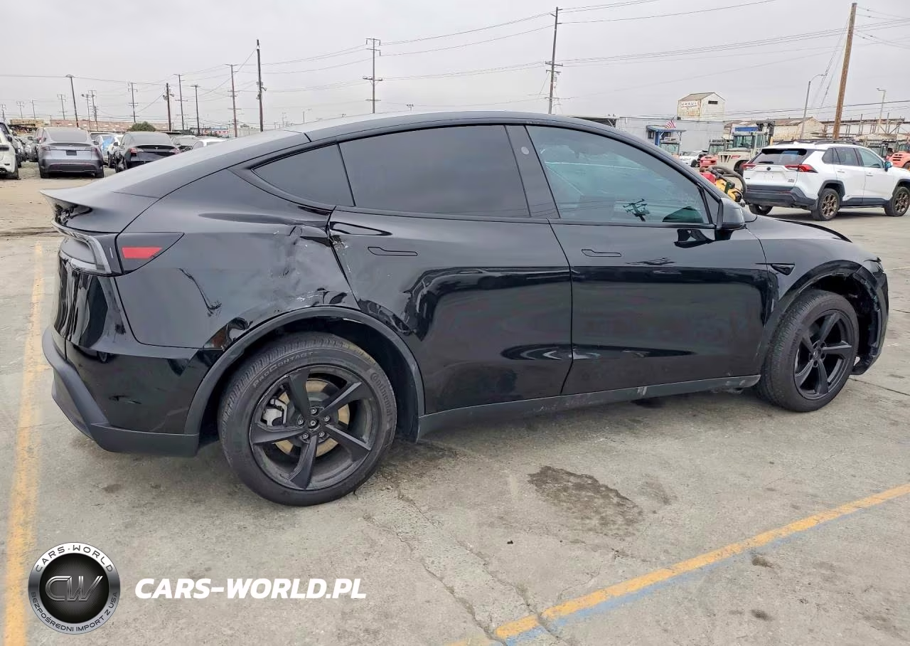 2026 Tesla Model Y VIN:7SAYGDEE5TF373098 - 3