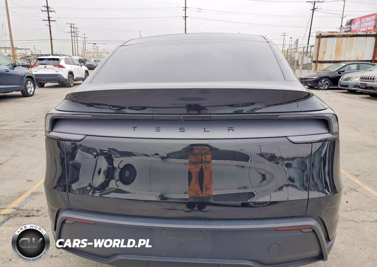 2026 Tesla Model Y VIN:7SAYGDEE5TF373098 - 6