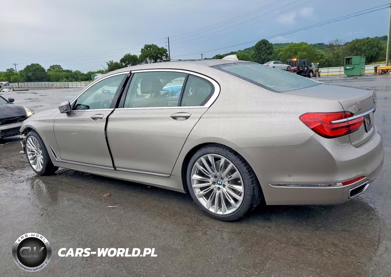 2017 BMW 750 Xi VIN:WBA7F2C52HG421878 - 2