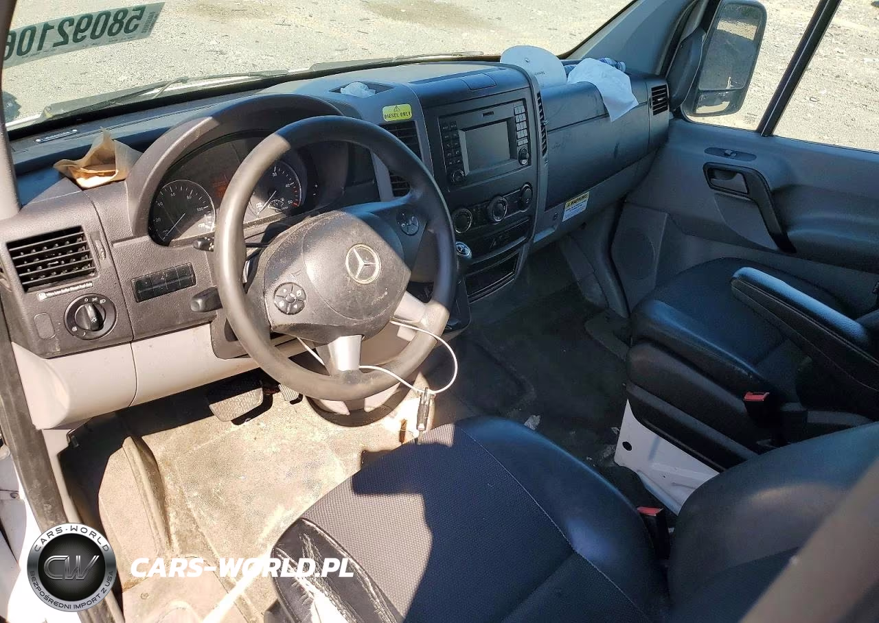 2018 Mercedes-Benz Sprinter 2500 VIN:WD3PE7CD3JP587580 - 8