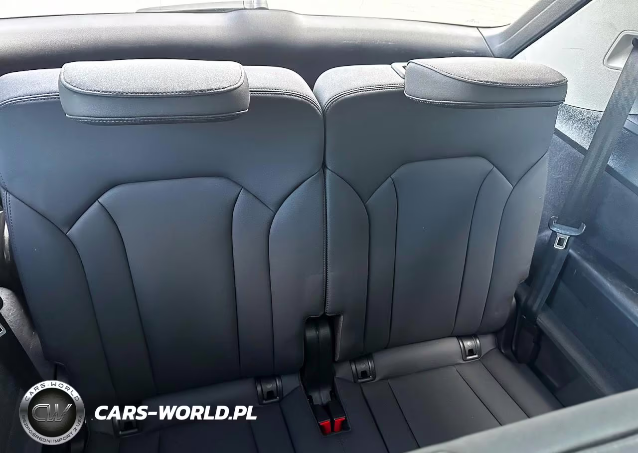 2020 Audi Q7 Premium Plus VIN:WA1LXAF70LD009548 - 12