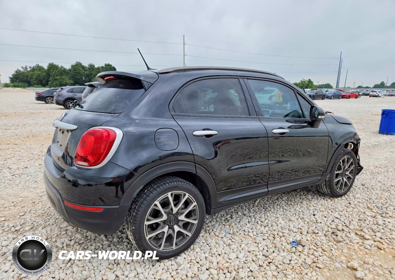2017 Fiat 500X Trekking VIN:ZFBCFXCB2HP582092 - 3