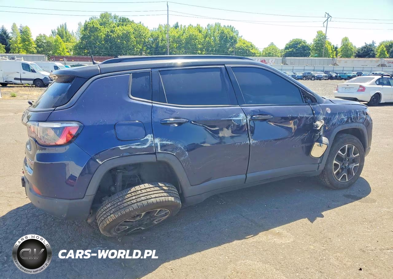 2020 Jeep Compass Trailhawk VIN:3C4NJDDB0LT248665 - 3