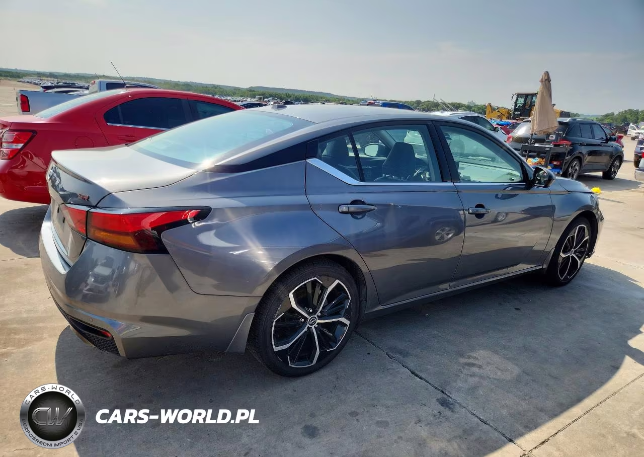 2024 Nissan Altima Sr VIN:1N4BL4CV8RN349430 - 3