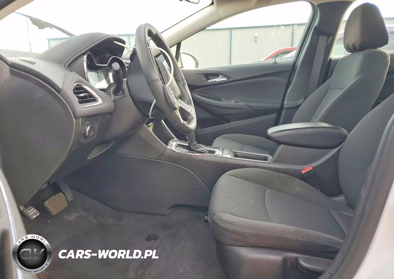 2018 Chevrolet Cruze Lt VIN:1G1BE5SM6J7177631 - 7