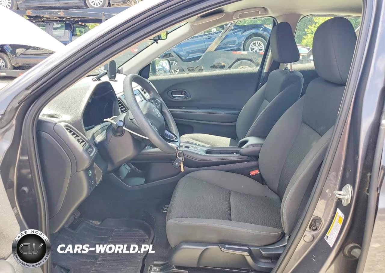 2019 Honda Hr-V Lx VIN:3CZRU6H3XKG705717 - 7