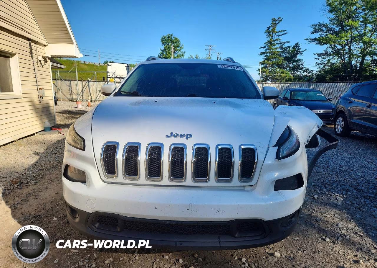 2014 Jeep Cherokee Latitude VIN:1C4PJMCBXEW252522 - 5