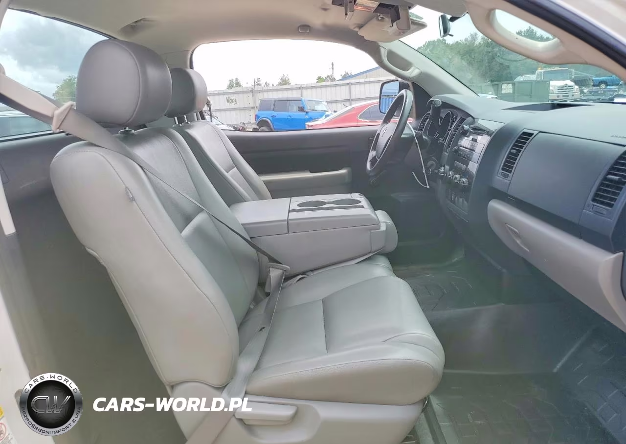 2013 Toyota Tundra Grade VIN:5TFLU5F1XDX030425 - 10