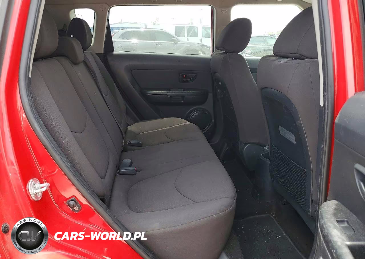 2013 Kia Soul Base VIN:KNDJT2A59D7606010 - 10