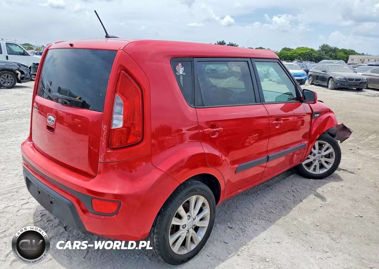 2013 Kia Soul Base VIN:KNDJT2A59D7606010 - 3