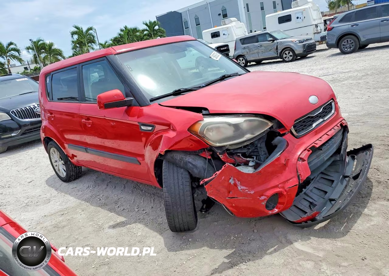 2013 Kia Soul Base VIN:KNDJT2A59D7606010 - 4