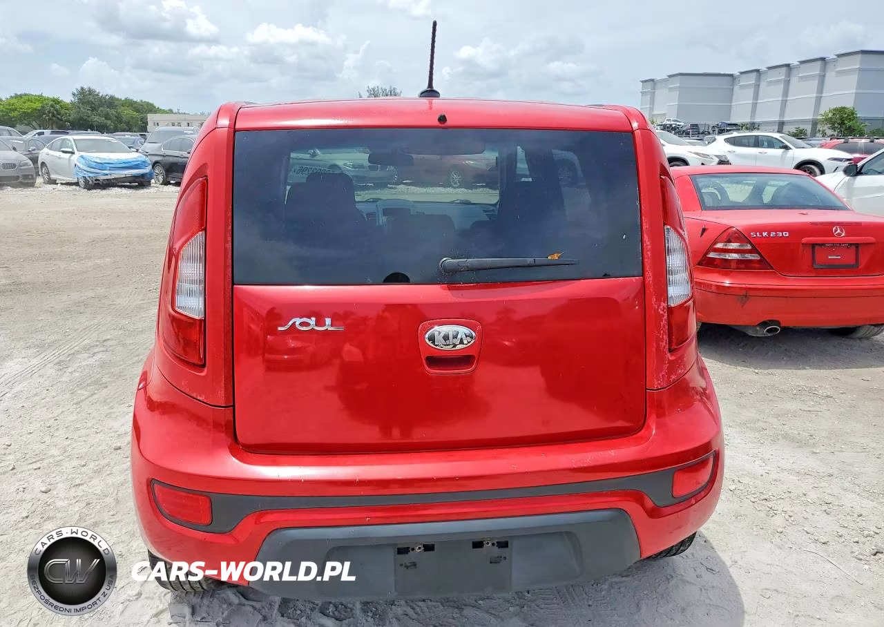 2013 Kia Soul Base VIN:KNDJT2A59D7606010 - 6