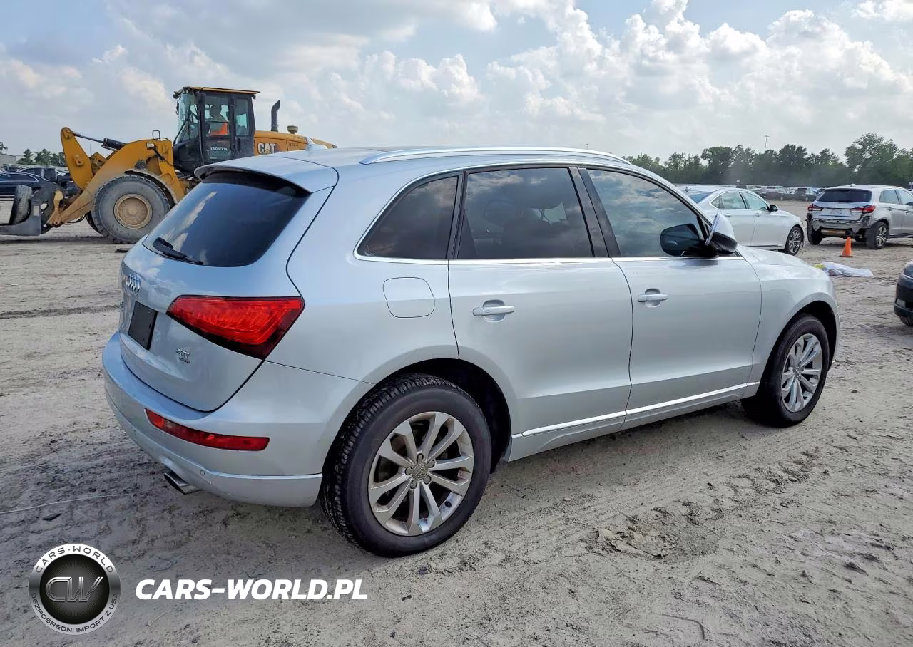 2014 Audi Q5 Premium Plus VIN:WA1LFAFP7EA101571 - 3