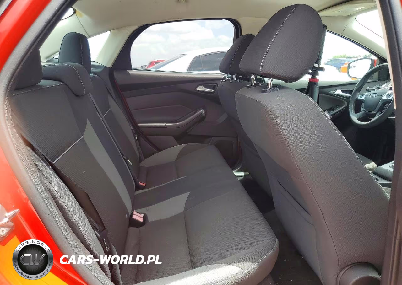2013 Ford Focus Se VIN:1FADP3F22DL243617 - 10