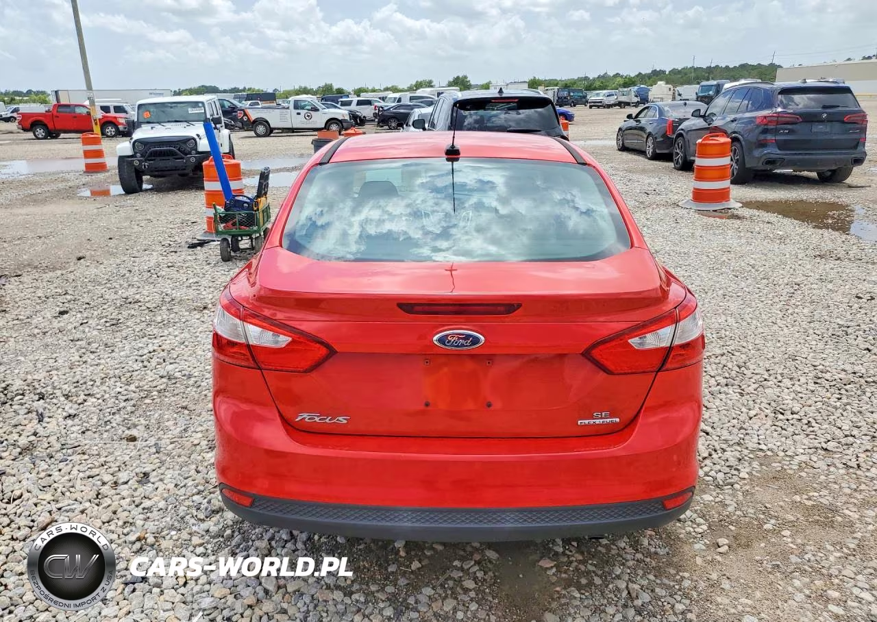 2013 Ford Focus Se VIN:1FADP3F22DL243617 - 6