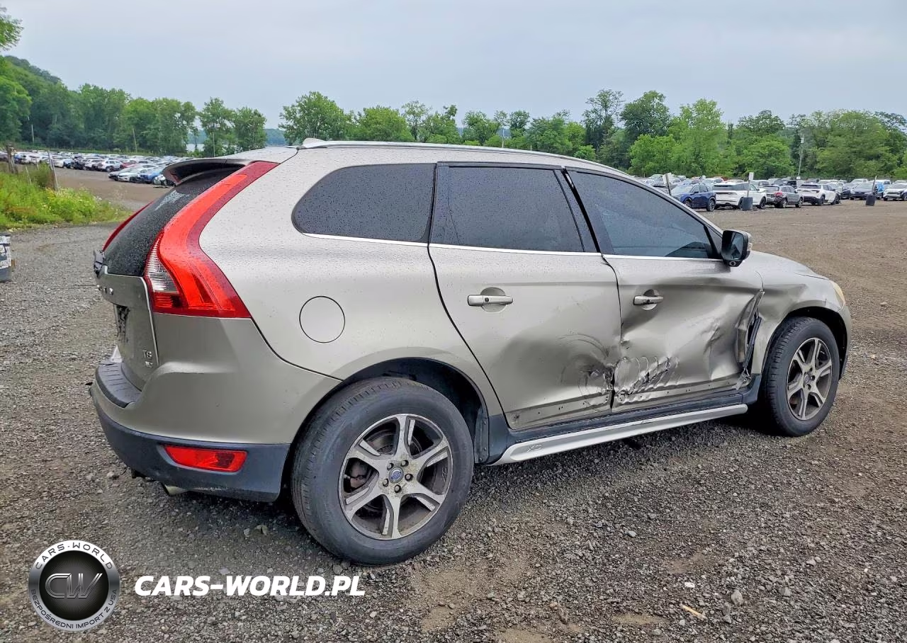 2012 Volvo Xc60 T6 VIN:YV4902DZ1C2268900 - 3