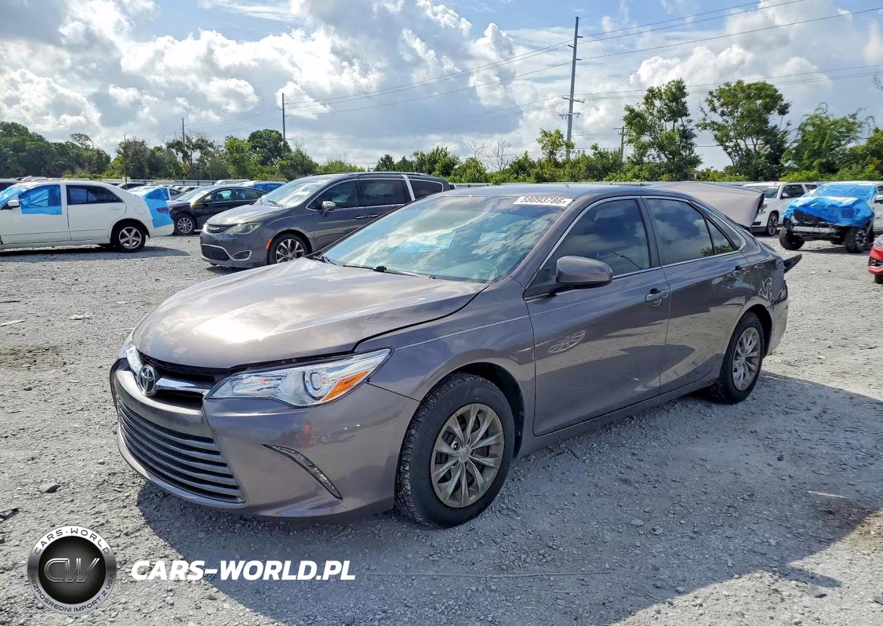 2017 Toyota Camry Le – zdjęcie 1 z 12