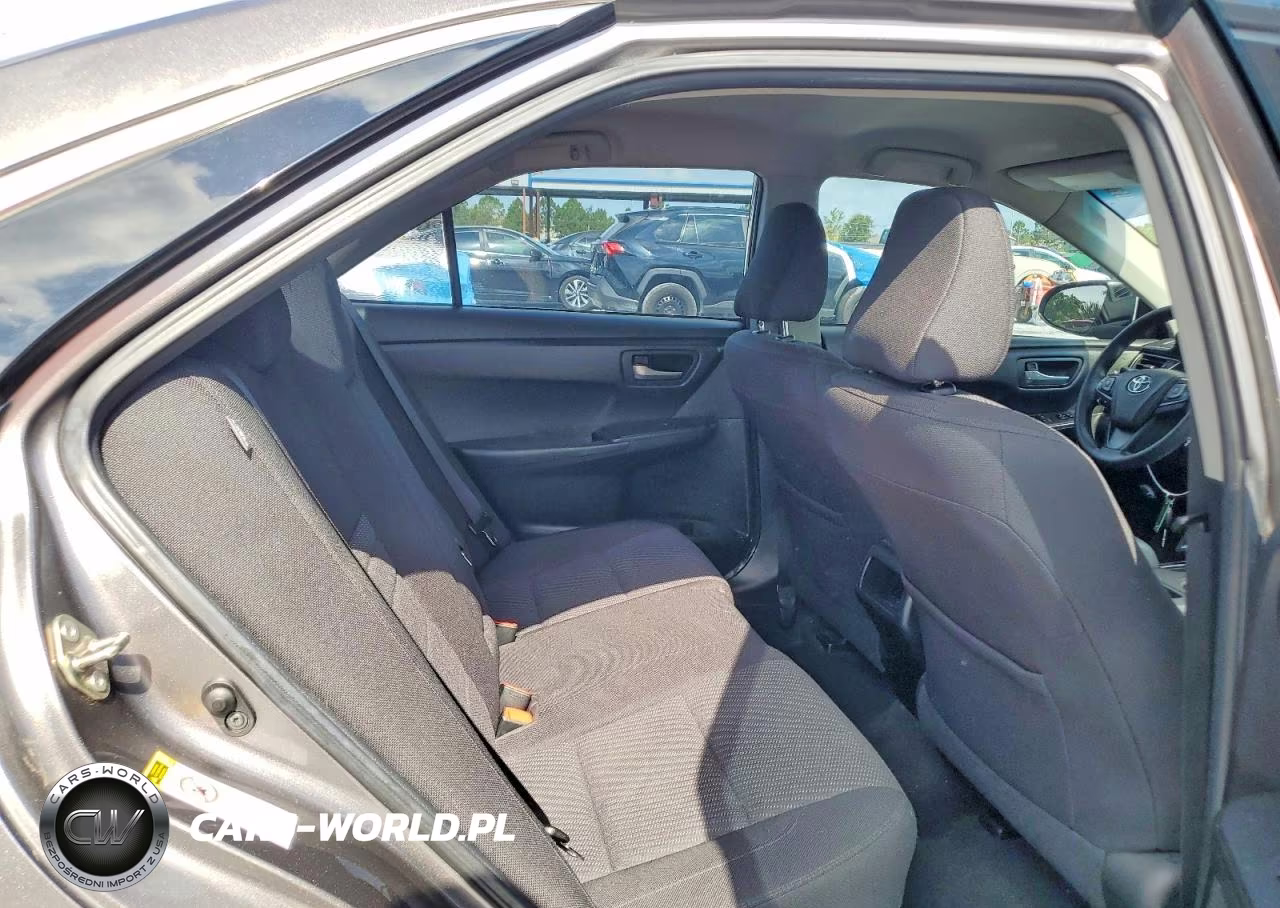 2017 Toyota Camry Le VIN:4T1BF1FK4HU287896 - 10