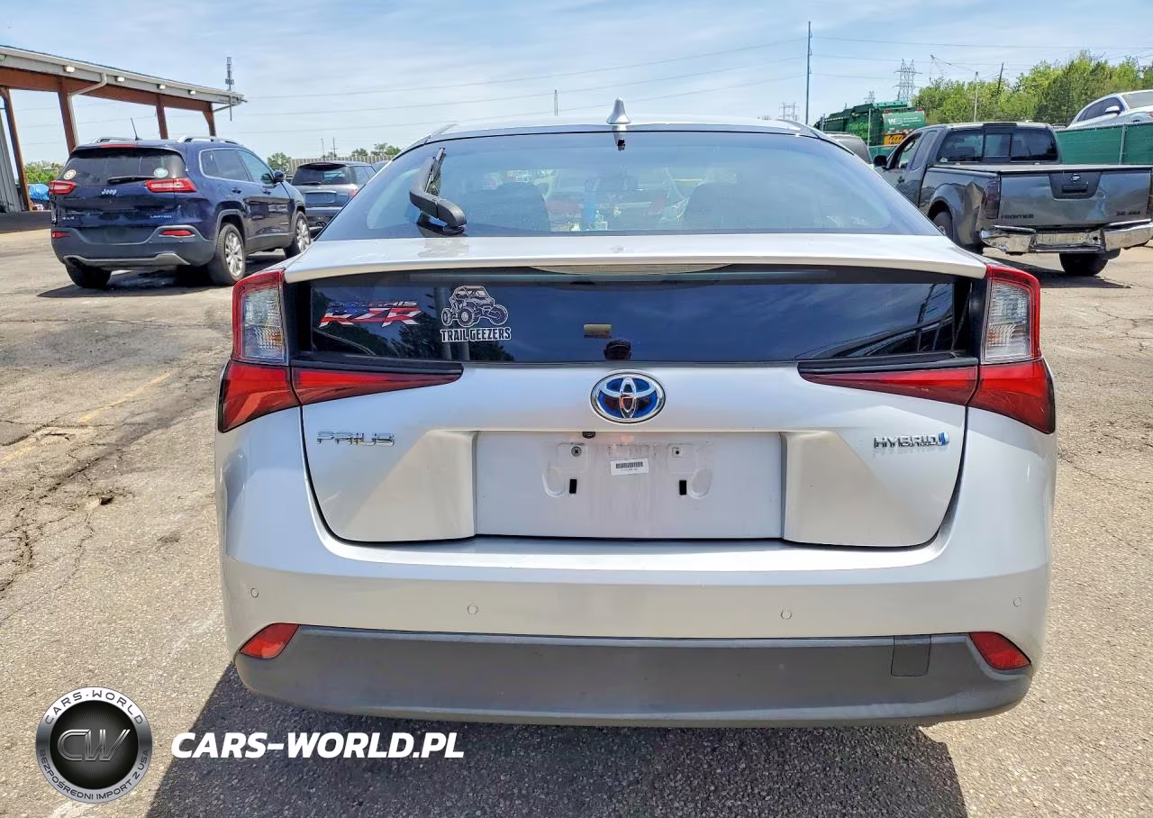 2020 Toyota Prius Le VIN:JTDKARFU2L3105937 - 6