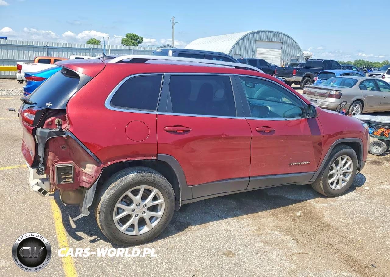 2016 Jeep Cherokee Latitude VIN:1C4PJLCB7GW307828 - 3