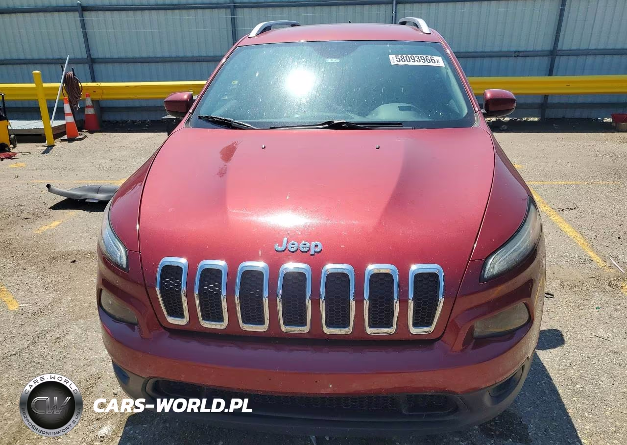 2016 Jeep Cherokee Latitude VIN:1C4PJLCB7GW307828 - 5