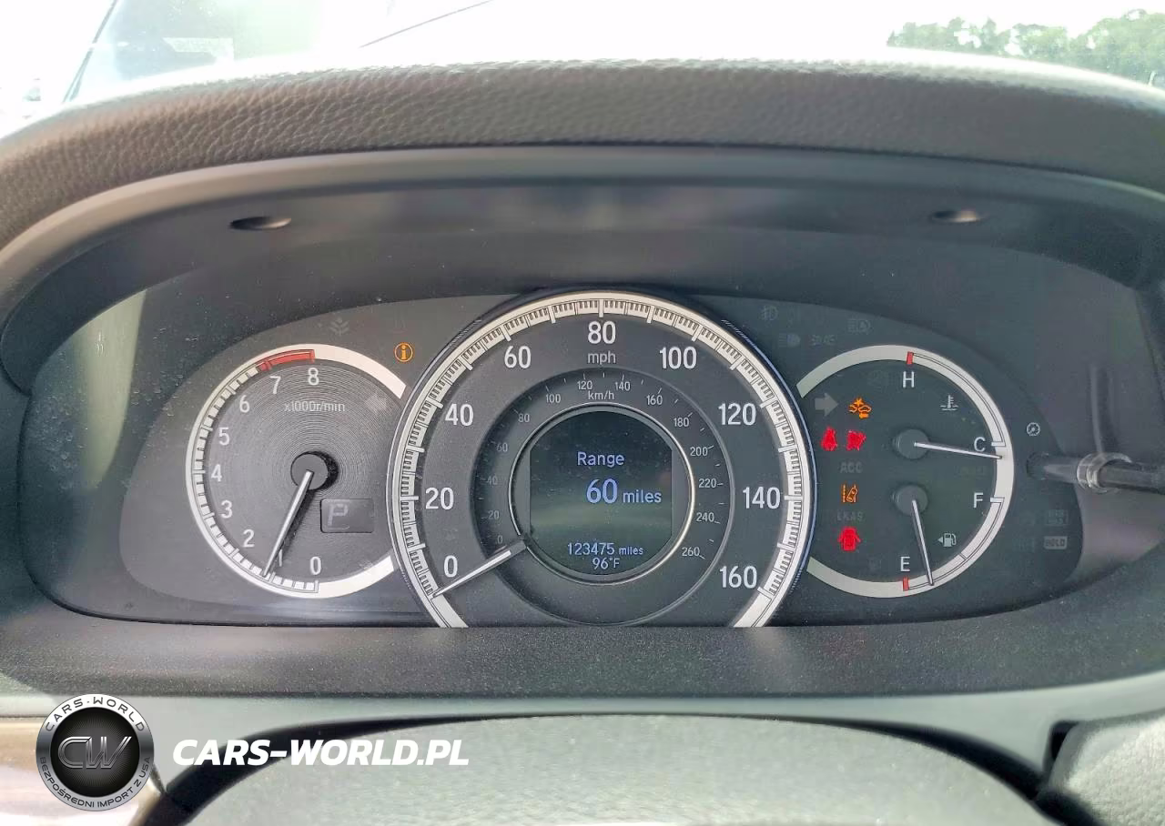 2017 Honda Accord Touring VIN:1HGCR3F93HA026805 - 9