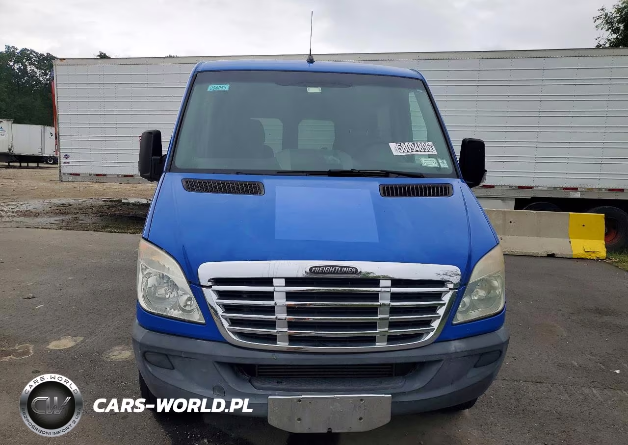 2011 Freightliner Sprinter 2500 Delivery Van VIN:WDYPE7CC6B5570559 - 5