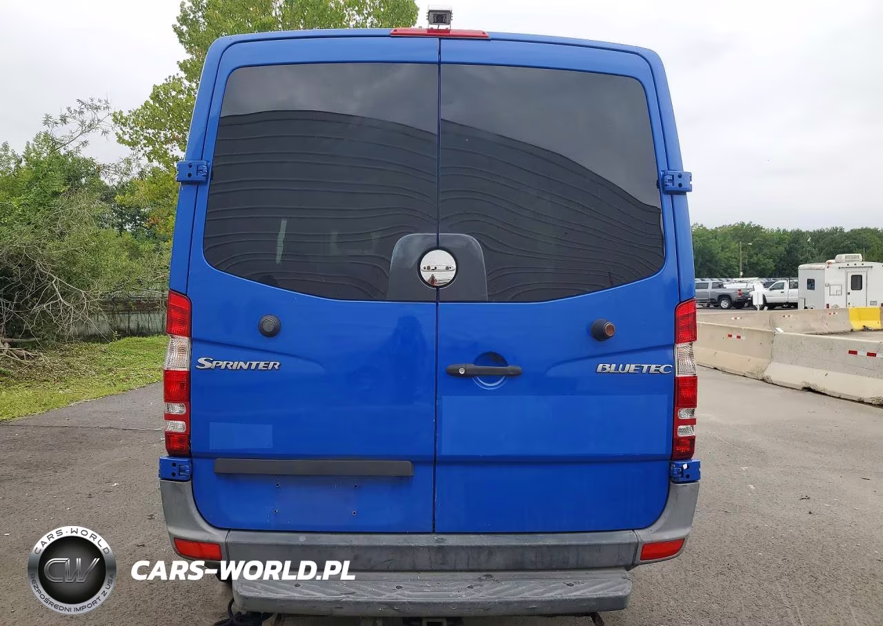2011 Freightliner Sprinter 2500 Delivery Van VIN:WDYPE7CC6B5570559 - 6