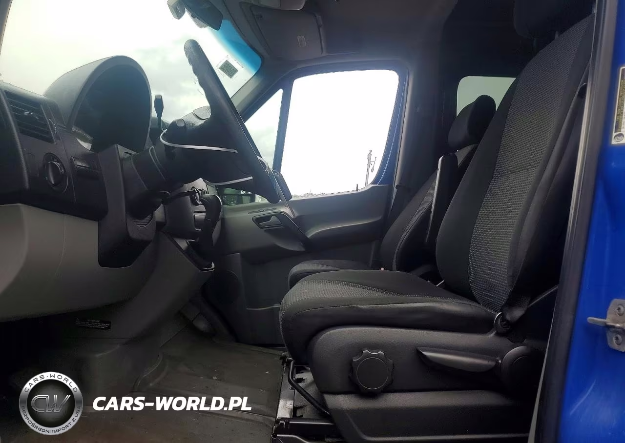 2011 Freightliner Sprinter 2500 Delivery Van VIN:WDYPE7CC6B5570559 - 7
