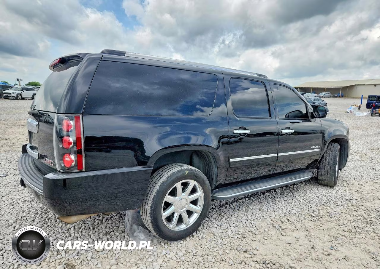 2011 GMC Yukon Xl Denali VIN:1GKS2MEF7BR298394 - 3