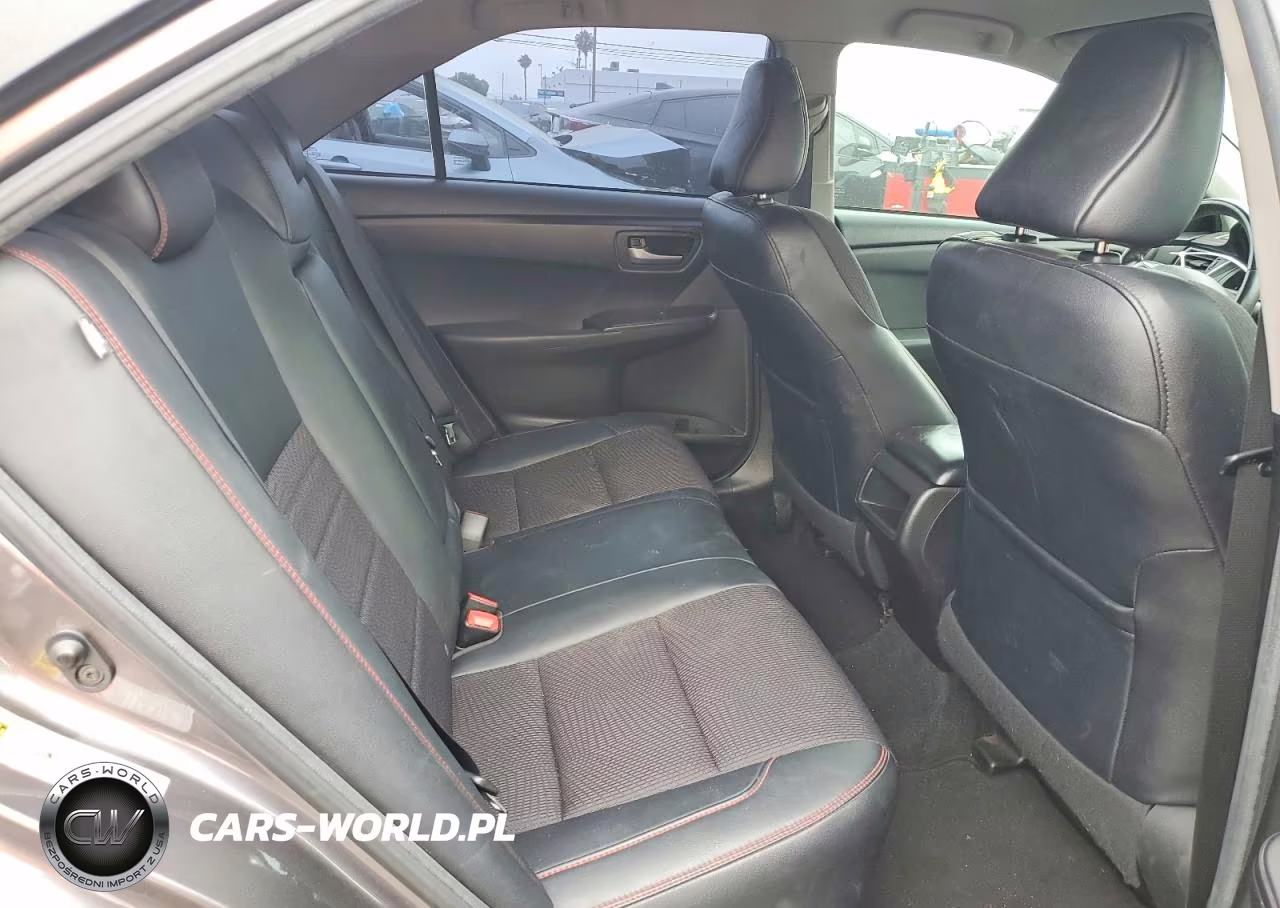 2017 Toyota Camry Se VIN:4T1BF1FK2HU765099 - 10