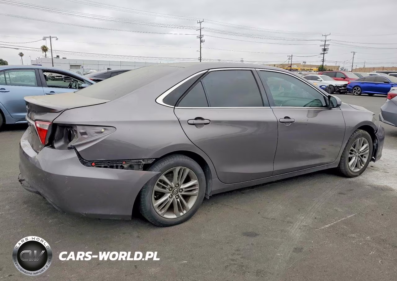 2017 Toyota Camry Se VIN:4T1BF1FK2HU765099 - 3