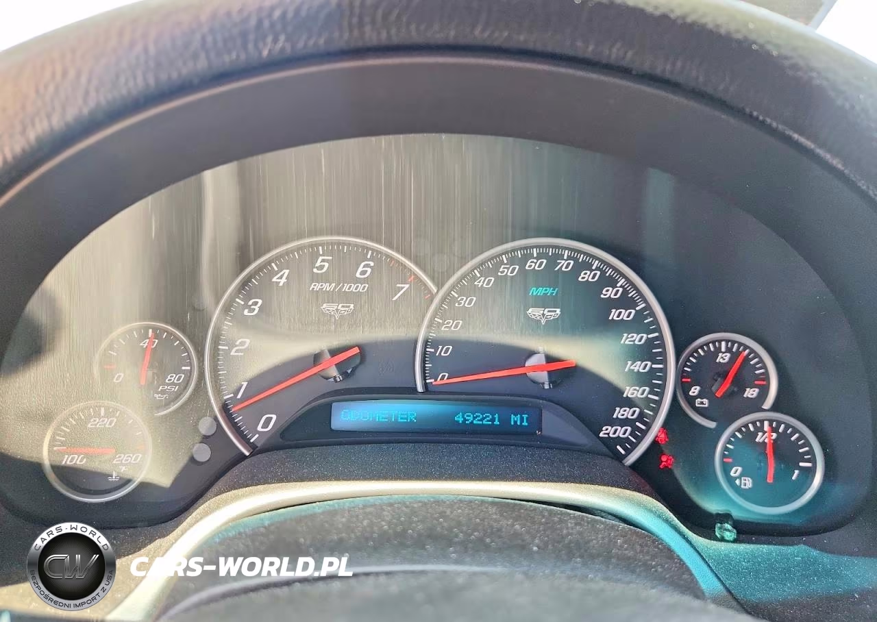 2013 Chevrolet Corvette VIN:1G1YG2DW7D5100185 - 9
