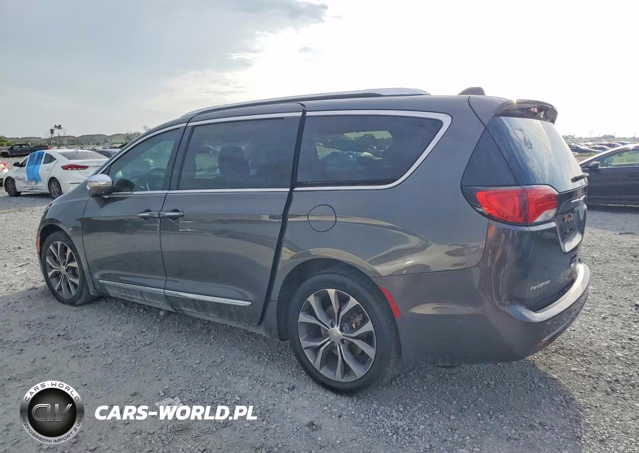 2018 Chrysler Pacifica Limited VIN:2C4RC1GG6JR106791 - 2