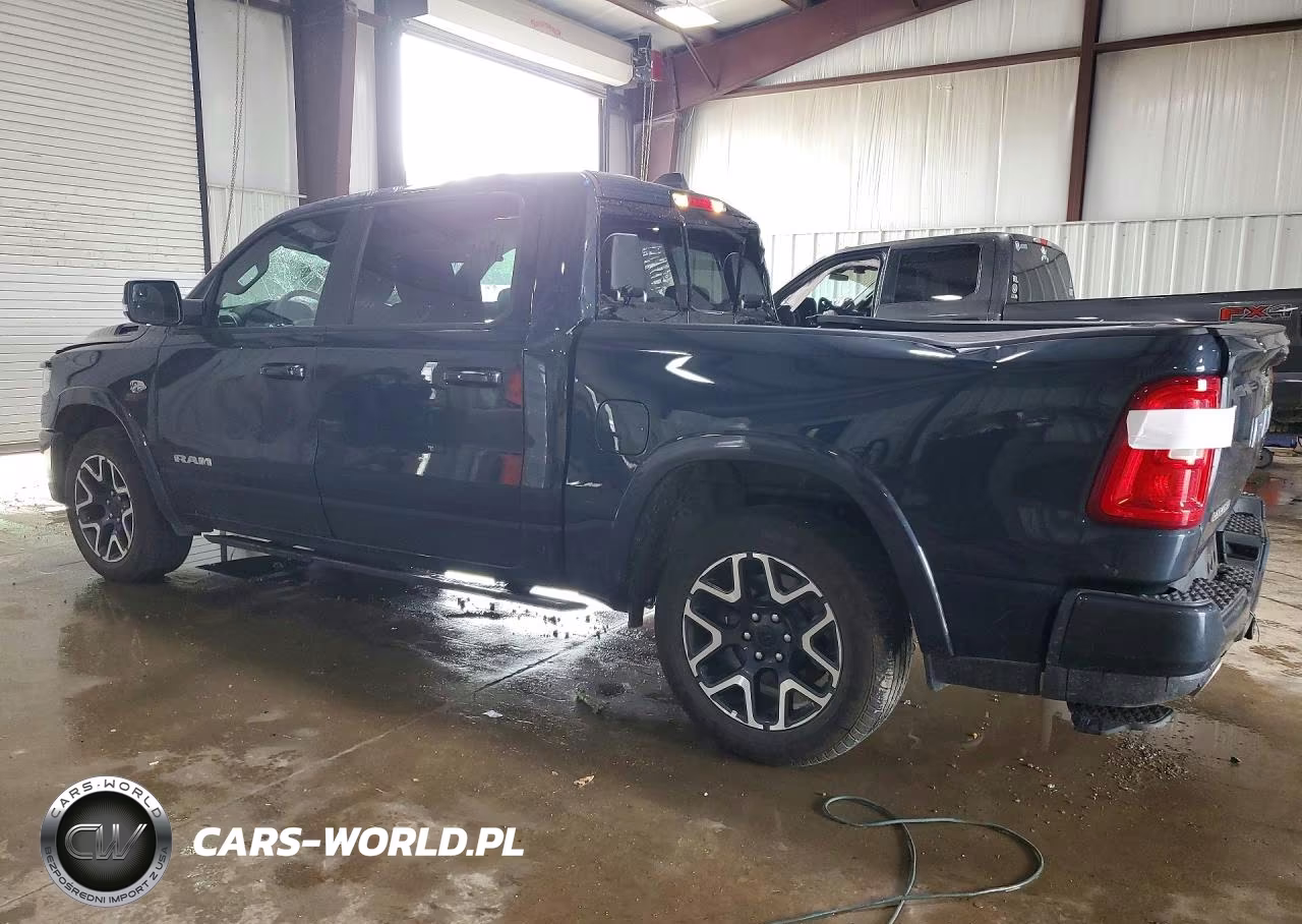 2026 Ram 1500 Laramie VIN:1C6SRFJT3TN297872 - 2