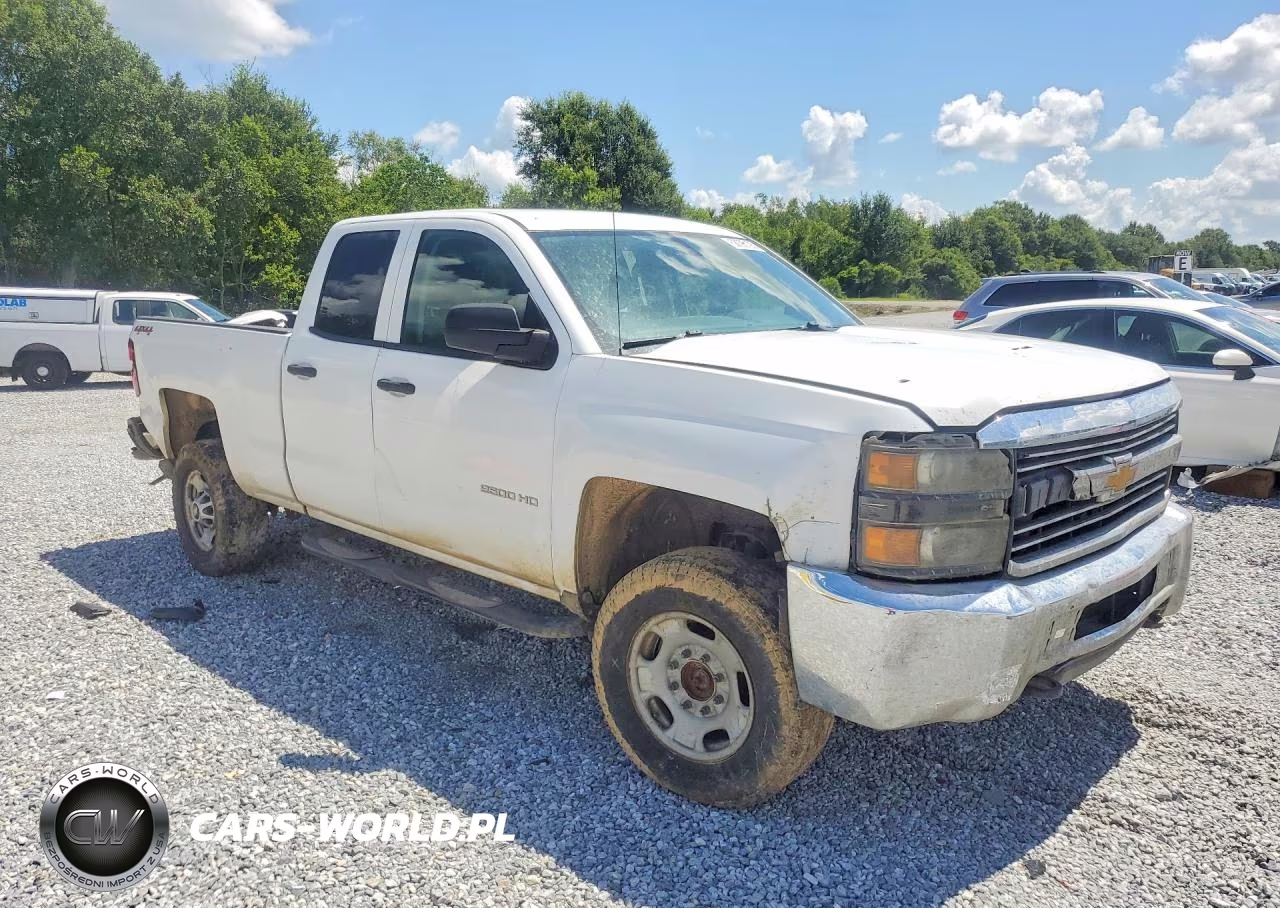 2015 Chevrolet Silverado K2500 Heavy Duty VIN:1GC2KUEG6FZ123483 - 4