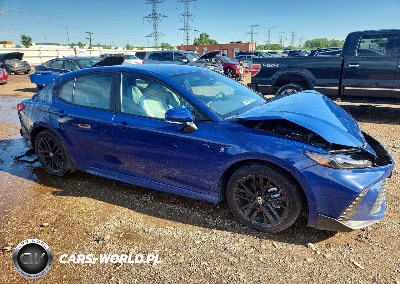 2026 Toyota Camry Se VIN:4T1DAACK4TU228139 - 4