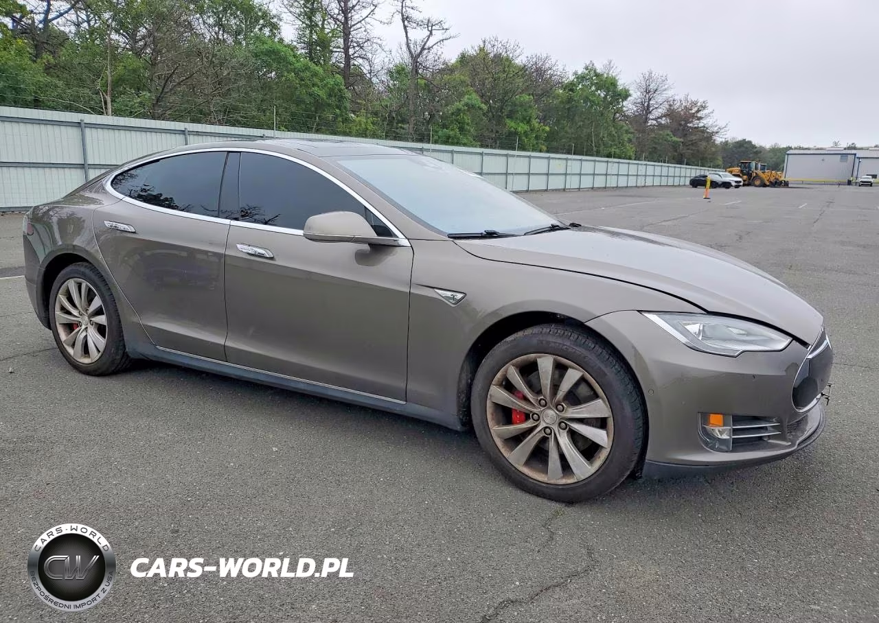 2015 Tesla Model S P85D VIN:5YJSA1H47FF097176 - 4
