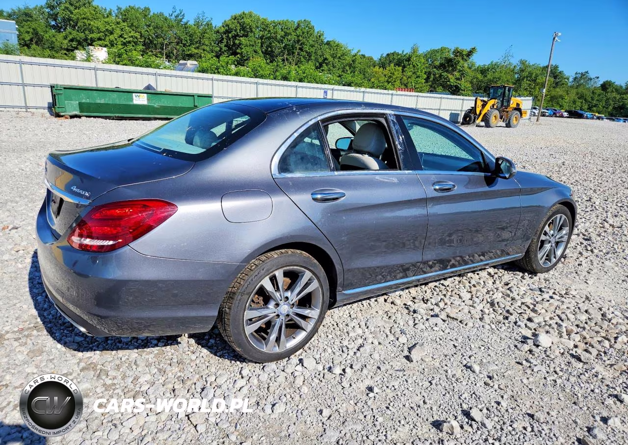 2017 Mercedes-Benz C 300 4Matic VIN:55SWF4KB7HU182399 - 3